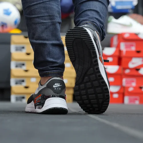 زیره کفش مردانه نایکی مدل Nike AIR MAX SYSTM DM9537-007